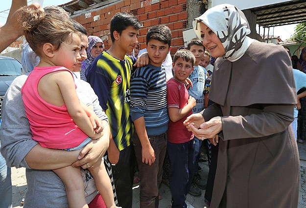 Cumhurbaşkanı Gül'ün eşi Hayrünnisa Gül Soma'da