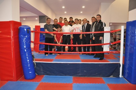 SEYDİŞEHİR’DE KİCK BOKS-MUAY THAİ SALONU AÇILDI