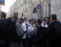 Papa için Aksa'da namaz yasaklandı