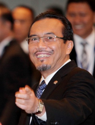 Konuk Bakan, konferans verecek