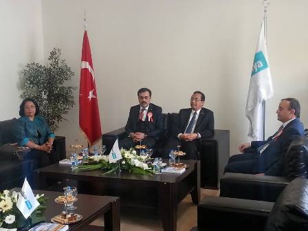 Öztürk Endonezya Tarım Bakanı ile bir araya geldi