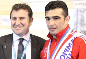 Nazmi'den şampiyonluk sözü!