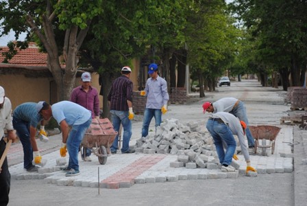 Sarayönü'nde çevre düzenleme çalışmaları