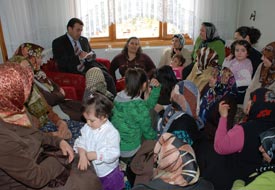 Hanımlar dertlerini Başkan'a döktüler