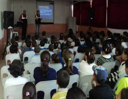 Çocuklara “kaybolmayın” semineri