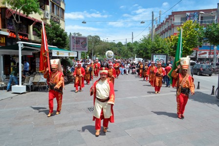 Konya’da LÖSEV'den yürüyüş
