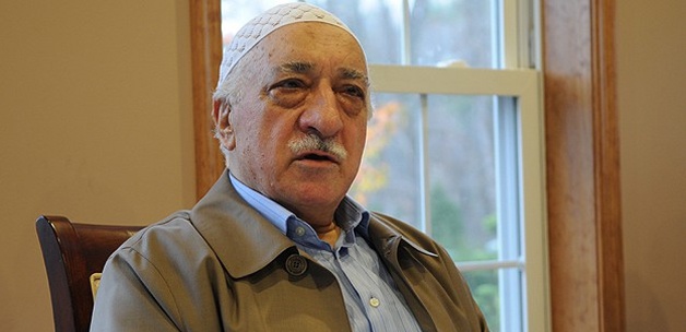 Gülen'in 19 okuluna FBI baskını