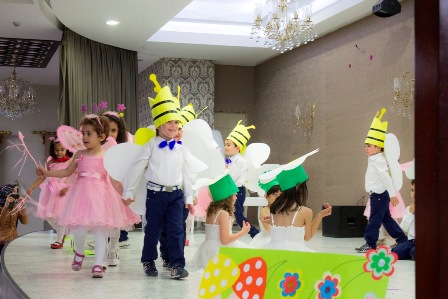 Sağlık Çalışanları miniklerinden yılsonu etkinliği