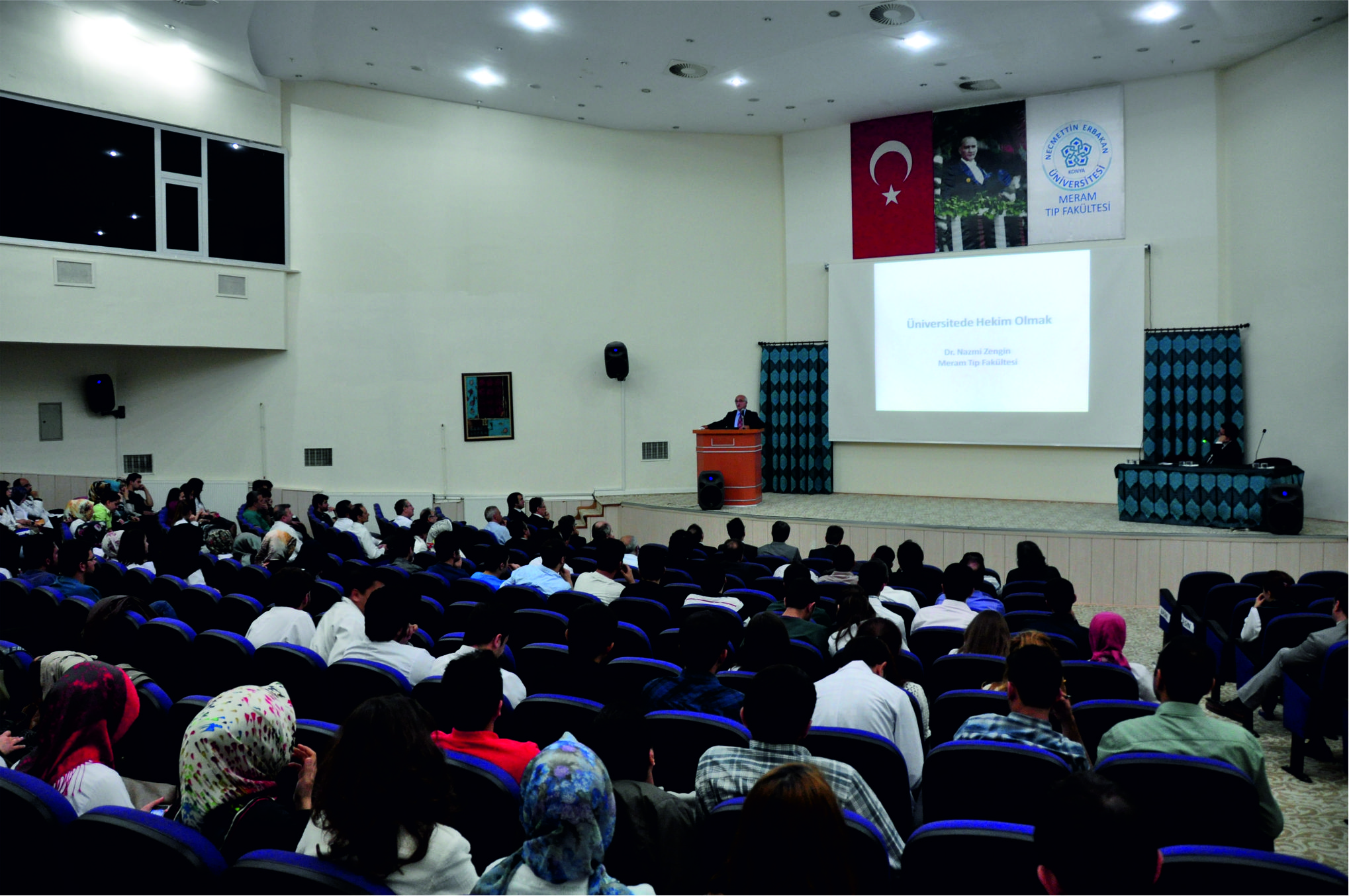 “Türkiye’de Hekim Olmak” Konulu Sempozyum