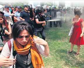 Gezi'de yak emri de sık emri de paralel müdürden