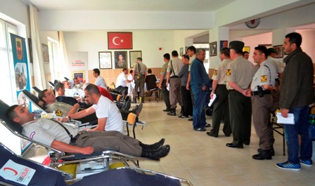 Jandarma’dan kan bağışı kampanyası