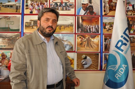 Afganistan'da felaketzedelerin yarasını Türkiye sarıyor