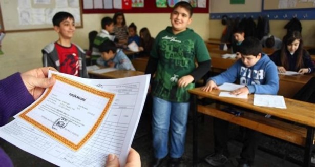 17 milyon öğrenci karne aldı