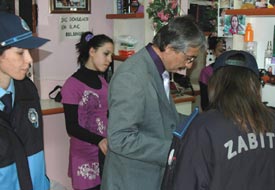 Zabıtalardan kuaför denetimi
