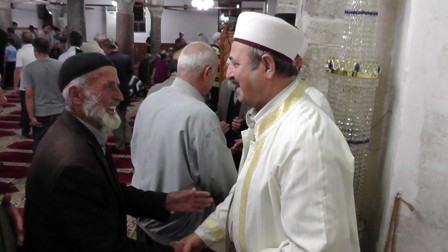 Seydişehir'de Berat Kandili'nde camiler doldu