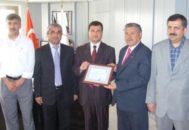 Özdoğan'a Teşekkür Belgesi