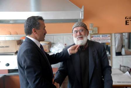 Peygamberimizi ( s.a.v)  örnek almalıyız