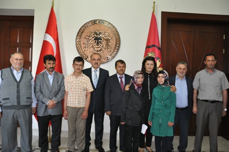 Ödül altınlarını Soma'ya gönderdiler