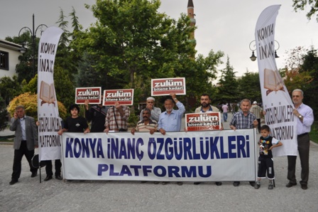 Hukuk ayaklar altında