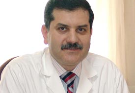 İlk kez kapalı kalın bağırsak ameliyatı