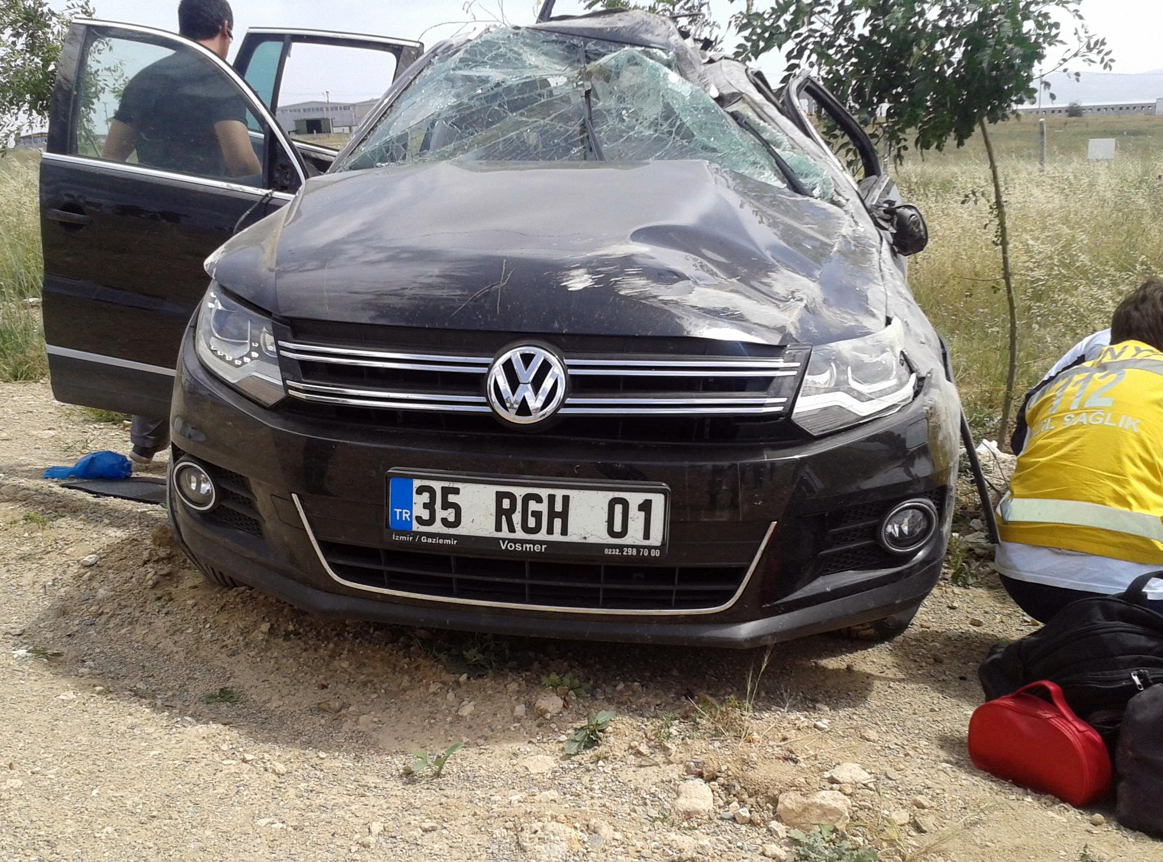 Otomobil takla attı: 2 yaralı