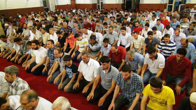 Konya'da hatimle teravih kılınan camiler hangileri?