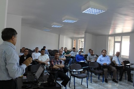 Beyşehir Belediyesi'nde birim amirlerine eğitim semineri