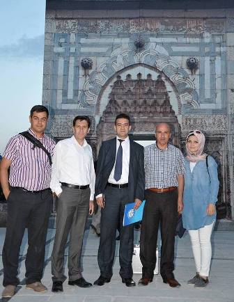 KTO'nun gülleri sahnede