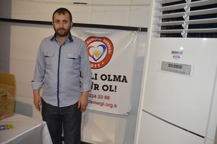 'Bağımlı olma özgür ol' standı ilgi görüyor