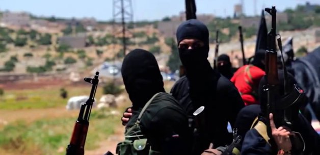 Hollanda'da 6 kişilik ailenin, IŞİD'e katılmak için Suriye'ye gittiği iddia edildi