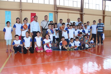 Beyşehir’de yaz basketbol spor okulu açılışı