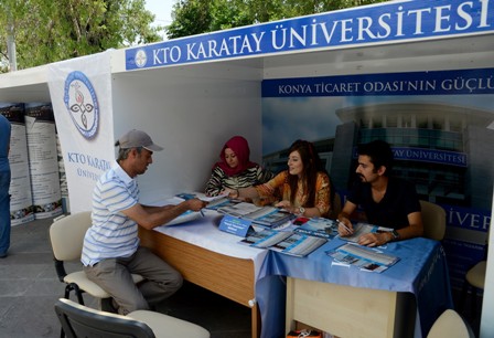 Konya’da üniversite adaylarına tercih standı
