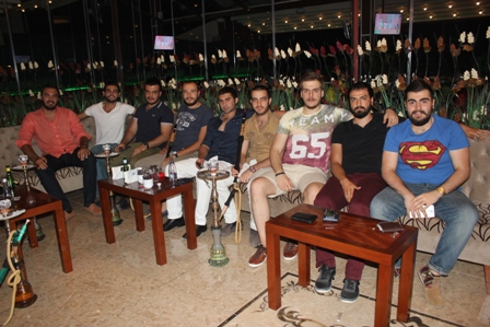 Genç İş adamları Nargile’de