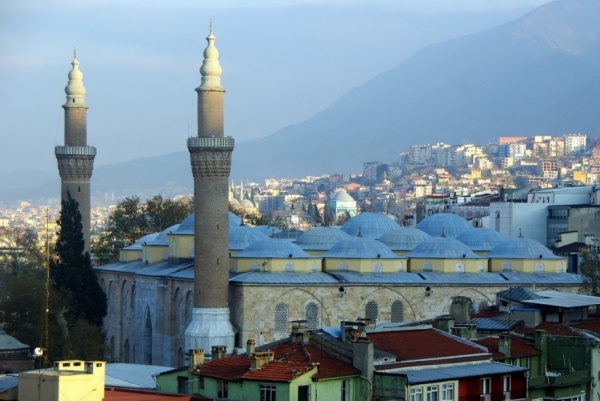 Tarihe tanıklık eden camiler