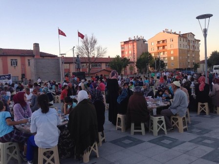 Karapınar'da 'Dünya Yetimler Günü' etkinliği