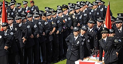 Sınavda skandal! Yanlış sorulara 'doğru' yanıtlar!