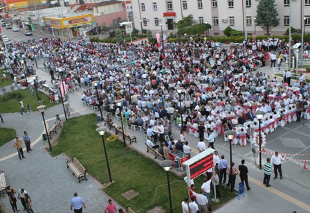Cihanbeyli'de iftar coşkusu