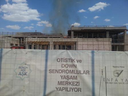 Otizm Merkezi'nde yangın