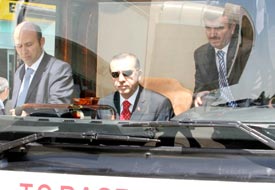 Başbakan geldi, bisikletler kayboldu