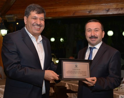 Rektör Gökbel’den TEKNOKENT’e plaket