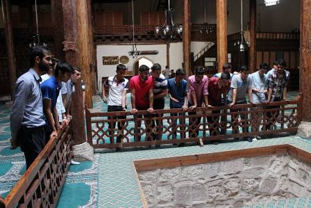 Gençlik kolları Beyşehir’i gezdi