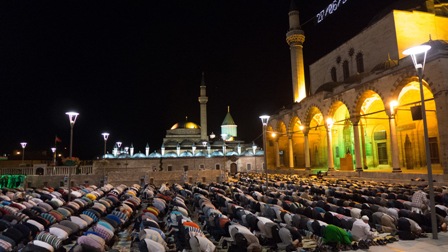 Konya’daki Ramazan Sevinci Fotoğraf Karelerine Yansıyor