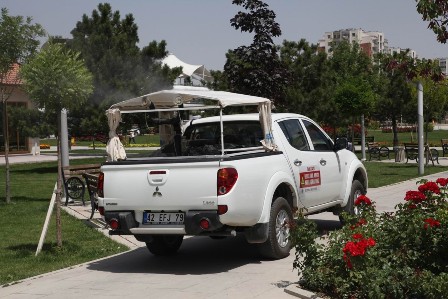 Selçuklu’da haşereyle mücadele sürüyor