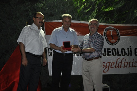 Jeoloji mühendisleri iftarda buluştu