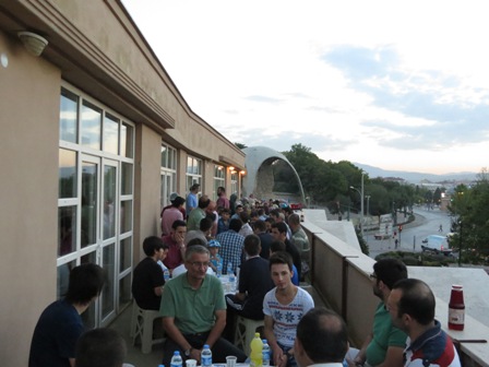 3B Dershaneleri geleneksel iftar yemeğinde buluştu