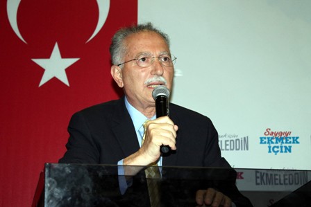 İhsanoğlu, Konya'da önemli açıklamalar yaptı