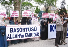 "Halkın inançları yasaklanıyor"