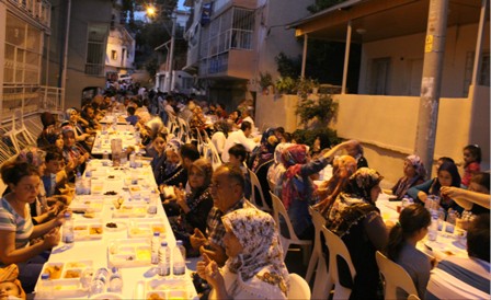 Çamlıcalılar  İftarda  Buluştu