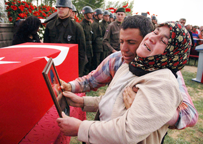 Halkın KARAKOL yetkililerine isyanı