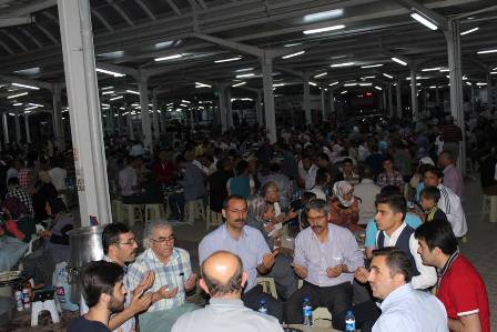 İftar programları adresi Kapalı Pazar yeri oldu